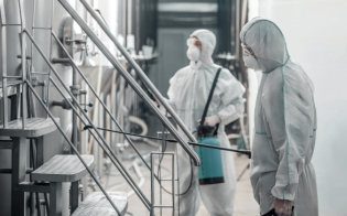 Automação na higienização de frigoríficos: mais eficiência e segurança